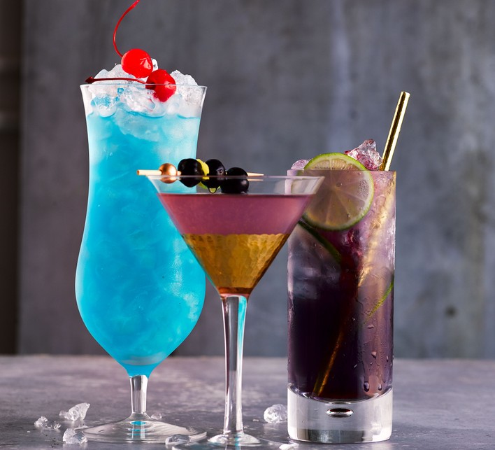 Signature Cocktail almond saphire